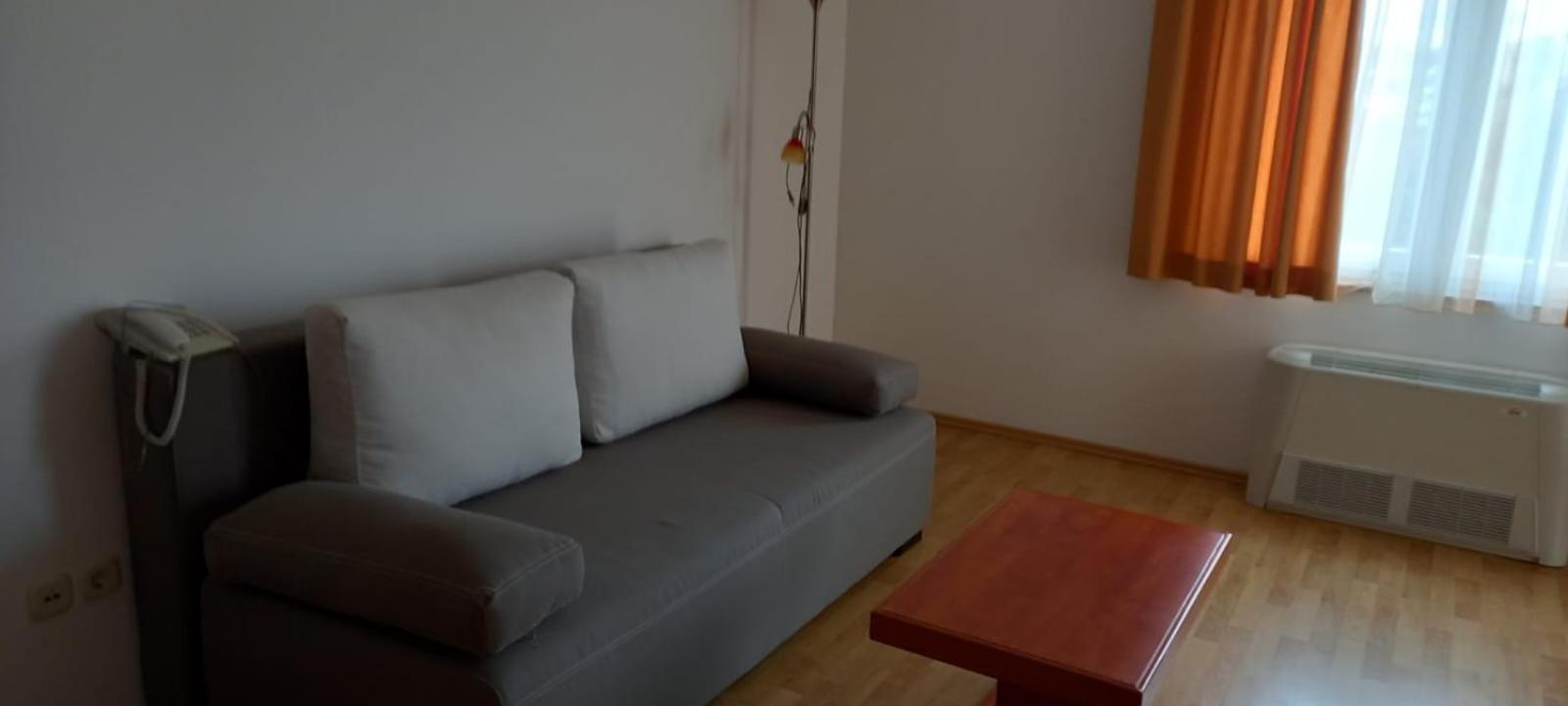 Bed & Breakfast Jugo Novalja Dış mekan fotoğraf