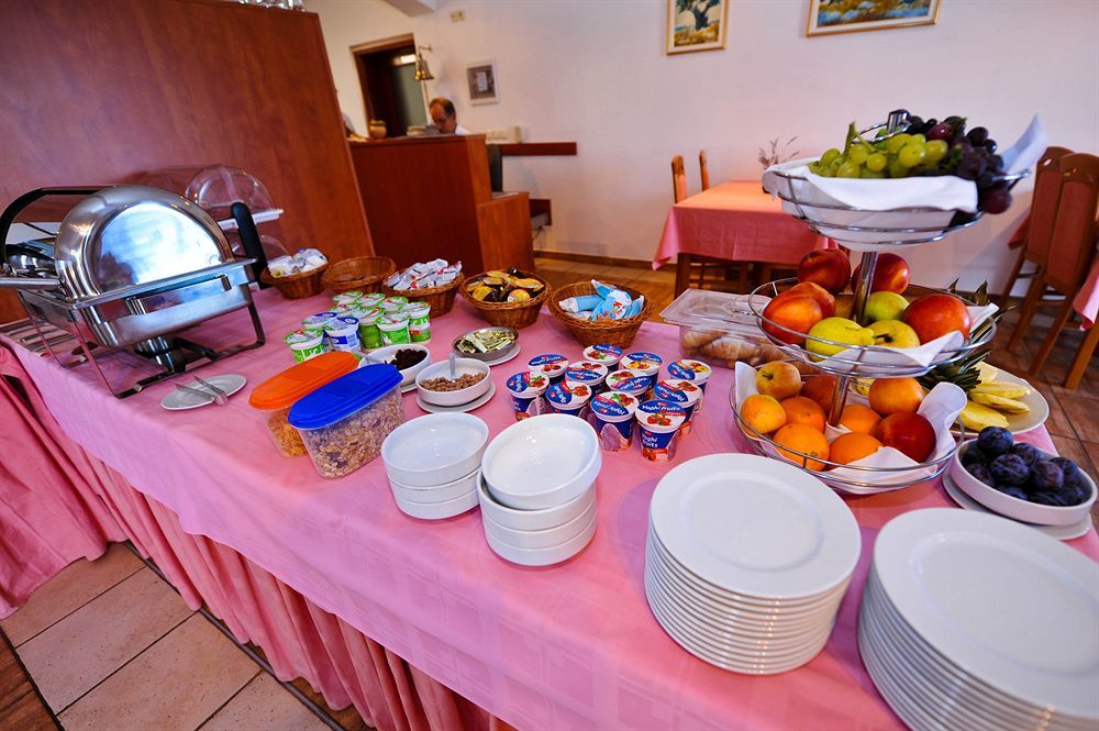 Bed & Breakfast Jugo Novalja Dış mekan fotoğraf