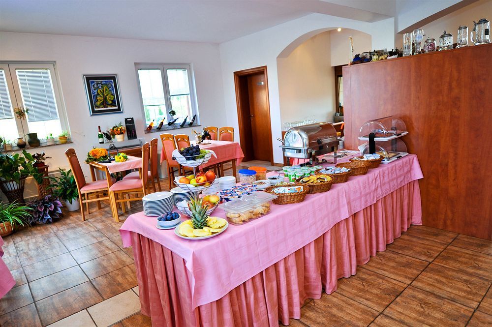 Bed & Breakfast Jugo Novalja Dış mekan fotoğraf