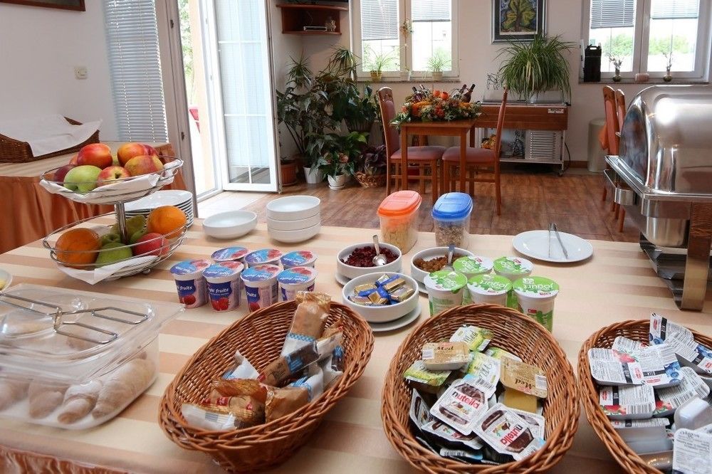 Bed & Breakfast Jugo Novalja Dış mekan fotoğraf